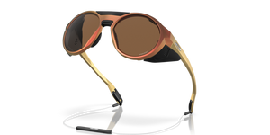 
                  
                    OAKLEY 0OO 9440 2356 Clifden
                  
                