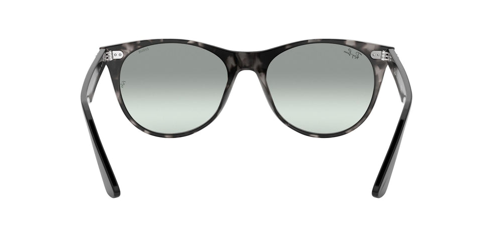 
                  
                    Lente RayBan Solar Havana gris  mica de cristal fotocromática en color degradado azul 0RB2185
                  
                