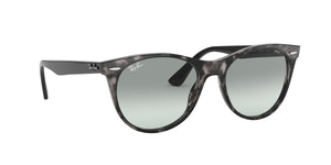 
                  
                    Lente RayBan Solar Havana gris  mica de cristal fotocromática en color degradado azul 0RB2185
                  
                